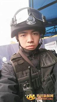 成都警花吃瓜事件,网络热议背后真相揭秘