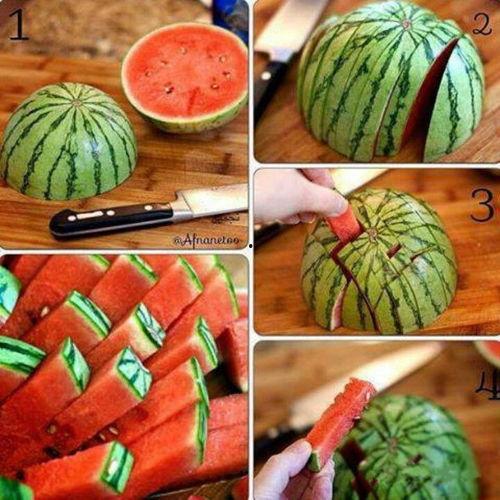 吃完夜宵顺便吃瓜,美食与闲谈的完美邂逅